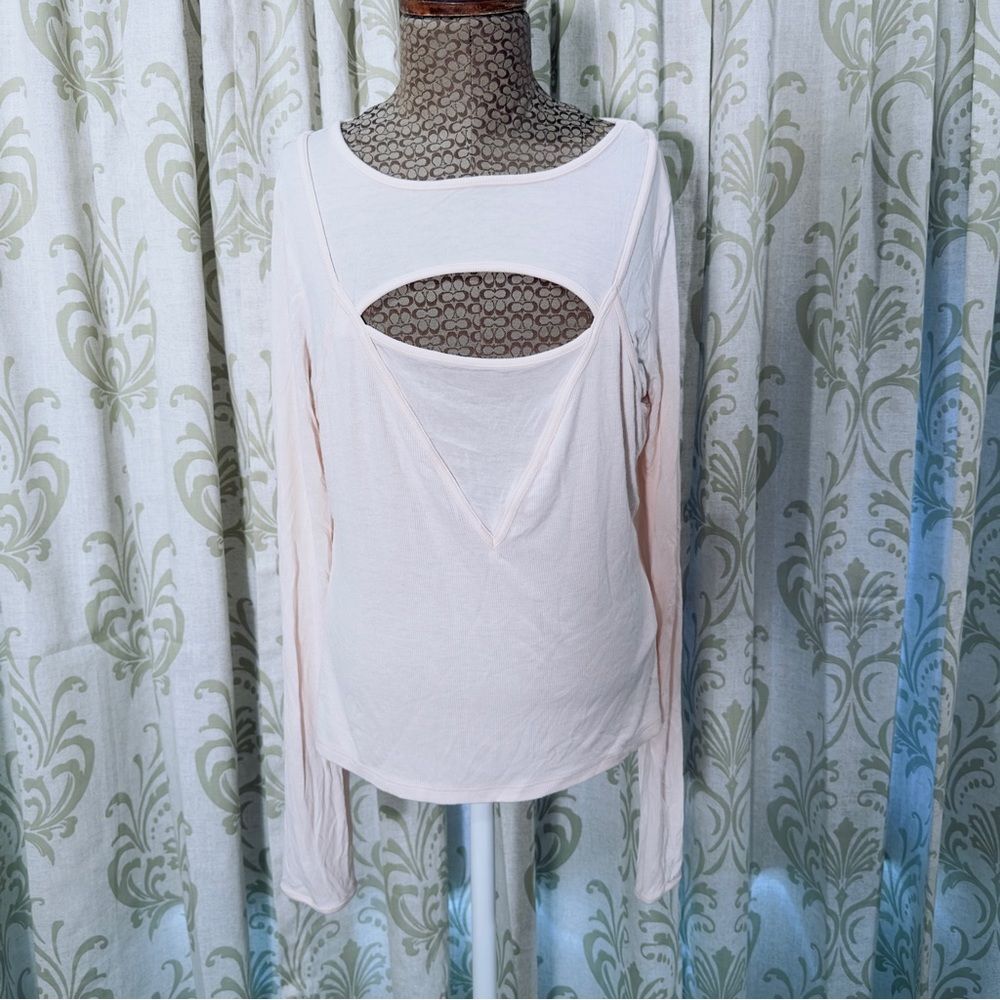 Guess Top Pink Size Small